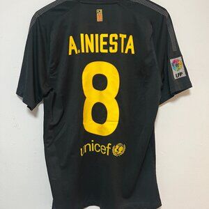 Barcelona 2011-12 Iniesta Away JERSEY KIT